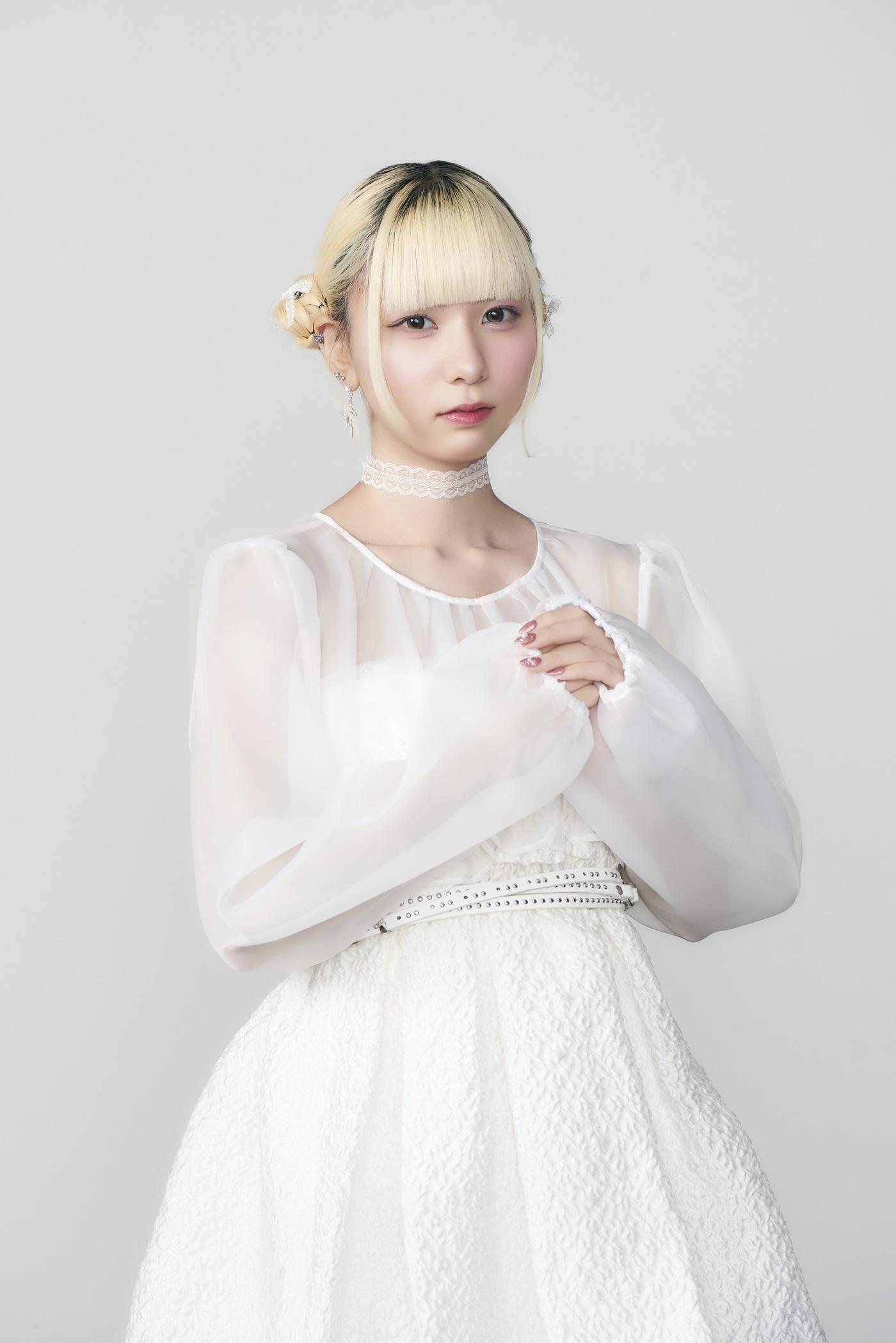 池田百々香_IBERIs&_HP用.jpg